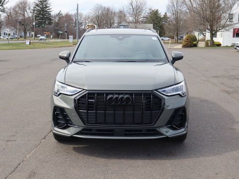 Used 2025 Audi Q3 2.0T Premium w/ Convenience Package image 2