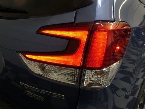 Used 2020 Subaru Forester Premium w/ Popular Package #1 AWD/4WD image 13