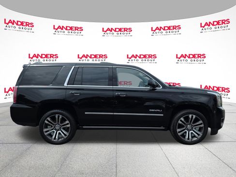 Used 2020 GMC Yukon Denali w/ Denali Premium Package AWD/4WD image 2