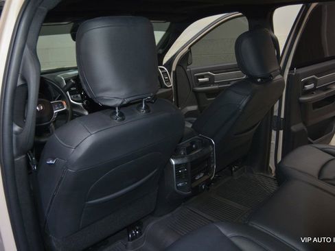 Used 2022 RAM 2500 Big Horn w/ Level C Equiment Group image 19