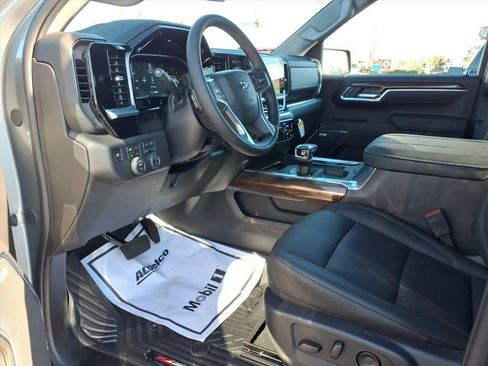 New 2026 Chevrolet Silverado 1500 LT Trail Boss w/ Safety Package image 9