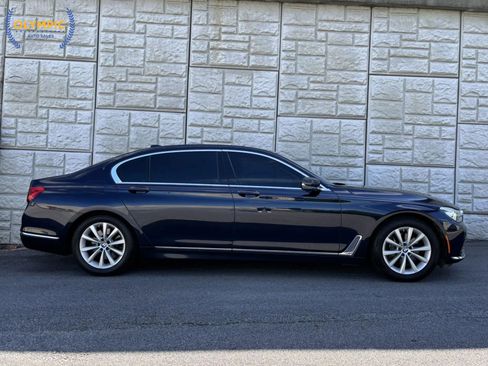 Used 2016 BMW 740i w/ Executive Package 2 image 10