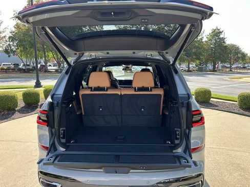 Certified 2024 BMW X7 xDrive40i w/ M Sport Package AWD/4WD image 23
