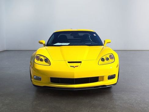 Used 2010 Chevrolet Corvette Grand Sport w/ Preferred Equipment Group image 9
