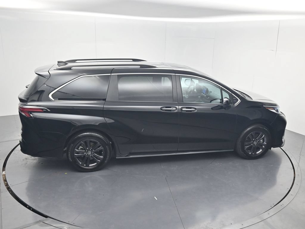 Used 2024 Toyota Sienna XSE w/ XSE Plus Package AWD/4WD image 50