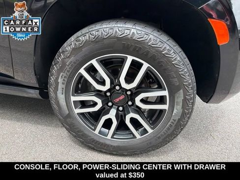 Used 2024 GMC Yukon AT4 w/ Technology Package AWD/4WD image 11