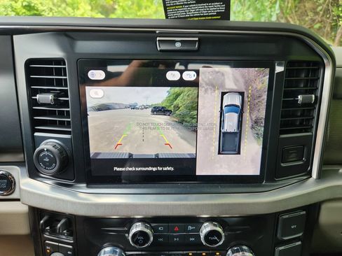 Used 2026 Ford F450 Platinum w/ Platinum Plus Package AWD/4WD image 17