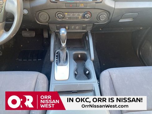 Used 2022 Nissan Frontier S w/ Technology Package image 25