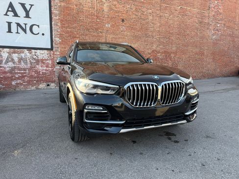 Used 2019 BMW X5 xDrive40i w/ Convenience Package image 2