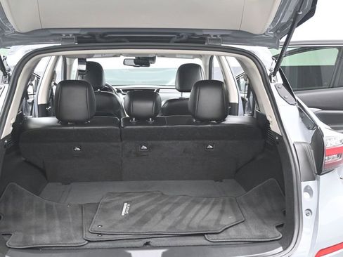 Used 2023 Nissan Murano SV w/ SV Midnight Edition Package FWD image 11