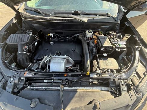Used 2019 Chevrolet Equinox LT AWD/4WD image 17
