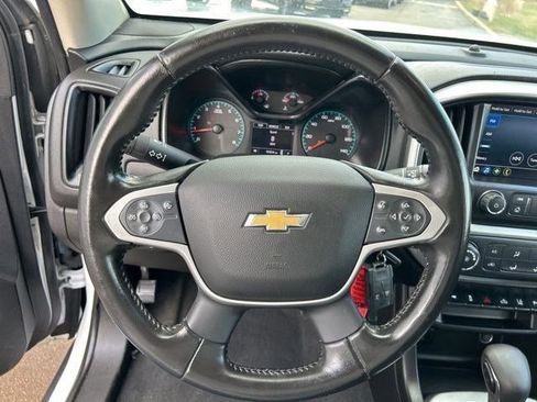 Used 2022 Chevrolet Colorado LT w/ Safety Package AWD/4WD image 15