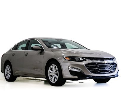 Used 2025 Chevrolet Malibu LT