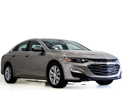 Used 2025 Chevrolet Malibu LT FWD image 1