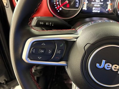 Used 2022 Jeep Wrangler Rubicon AWD/4WD image 27