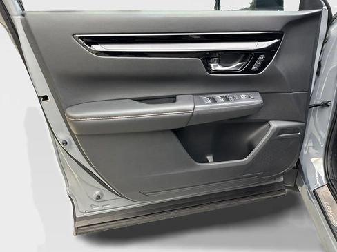 Used 2025 Honda CR-V Sport Touring image 30