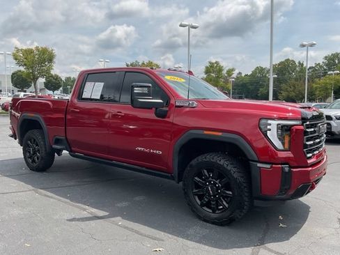 Used 2025 GMC Sierra 2500 AT4 w/ AT4 Premium Plus Package AWD/4WD image 5