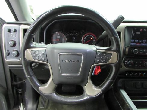 Used 2016 GMC Sierra 1500 Denali w/ Denali Ultimate Package AWD/4WD image 24