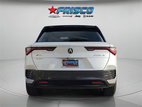 Used 2024 Acura ZDX A-Spec image 8