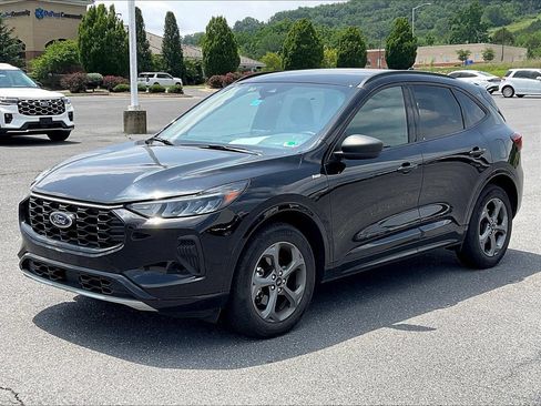 Used 2024 Ford Escape ST-Line AWD/4WD image 2