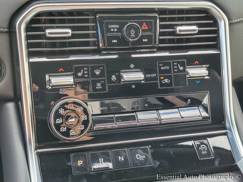 New 2026 Nissan Armada SL w/ Captain's Chari Seat Package image 15