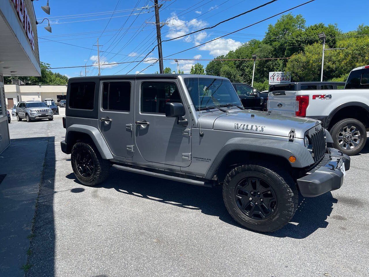 Used 2017 Jeep Wrangler Unlimited Sport AWD/4WD image 8