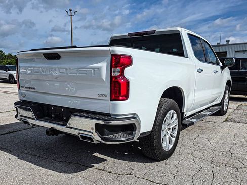 Used 2023 Chevrolet Silverado 1500 LTZ w/ Technology Package AWD/4WD image 6
