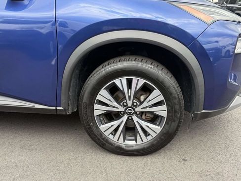 Used 2023 Nissan Rogue SV FWD image 12