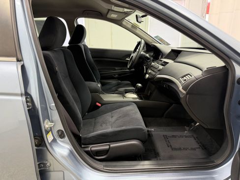 Used 2012 Honda Accord LX image 25