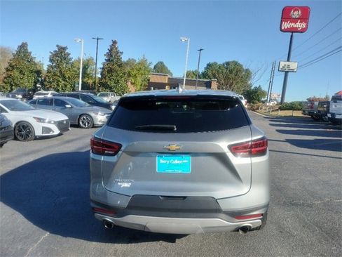 Used 2025 Chevrolet Blazer LT image 7