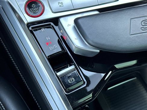 Used 2023 Audi e-tron S Premium Plus w/ Black Optic Package image 22