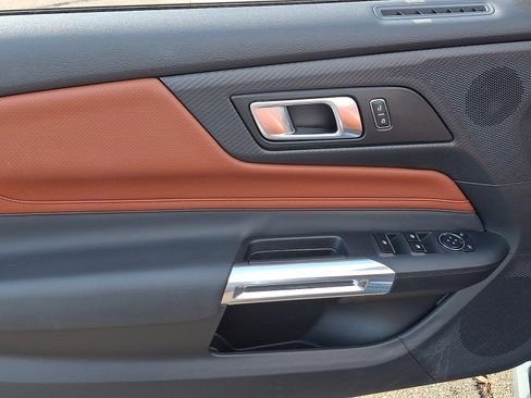 Used 2025 Ford Mustang GT Premium image 12