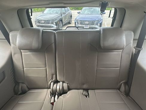 Used 2017 Chevrolet Tahoe LS image 30