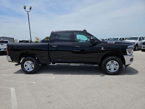 New 2026 RAM 2500 Tradesman AWD/4WD image 9