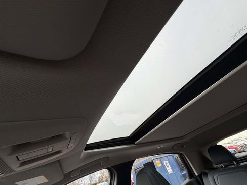 Used 2023 Nissan Ariya image 19