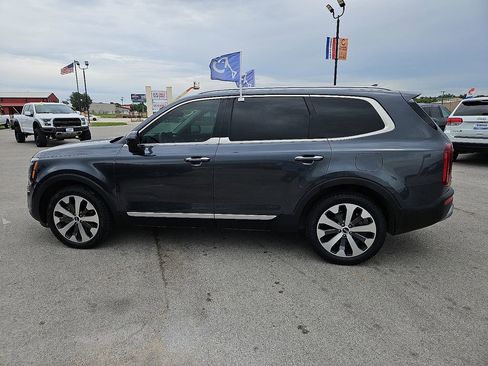 Used 2020 Kia Telluride S FWD image 3