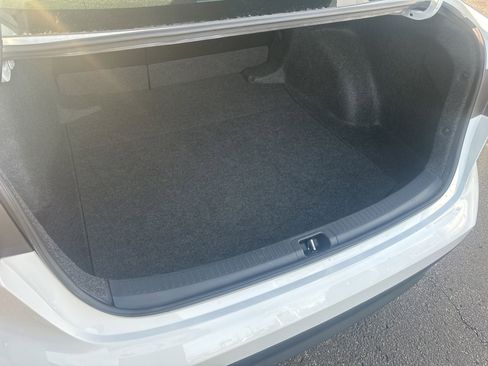 Used 2025 Toyota Corolla LE image 15