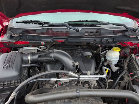 Used 2019 RAM 1500 Classic SLT w/ Luxury Group AWD/4WD image 34