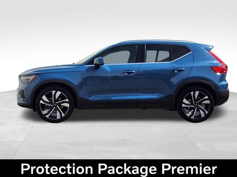 Certified 2023 Volvo XC40 B5 Ultimate w/ Climate Package AWD/4WD image 6