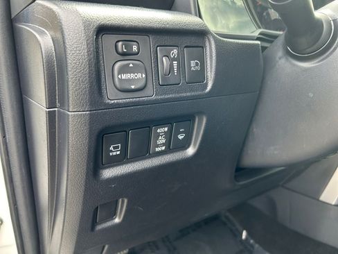 Used 2023 Toyota 4Runner SR5 Premium w/ SR5 Premium Package AWD/4WD image 19