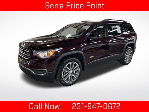 Used 2017 GMC Acadia SLT image 1