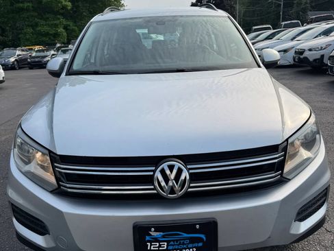Used 2017 Volkswagen Tiguan S AWD/4WD image 2