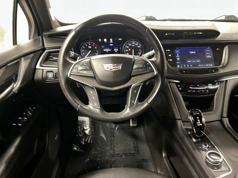 Certified 2023 Cadillac XT5 Sportv w/ Technology Package AWD/4WD image 17
