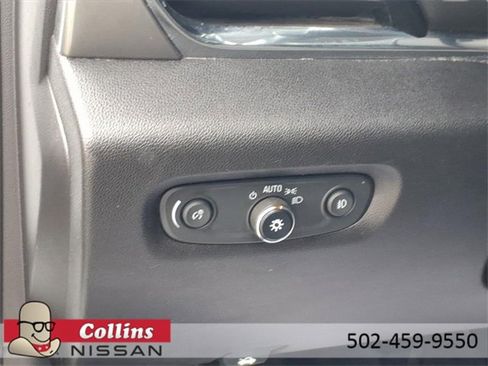 Used 2019 Chevrolet Traverse LT image 19