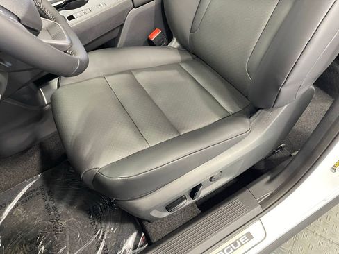 New 2026 Nissan Rogue SV FWD image 14