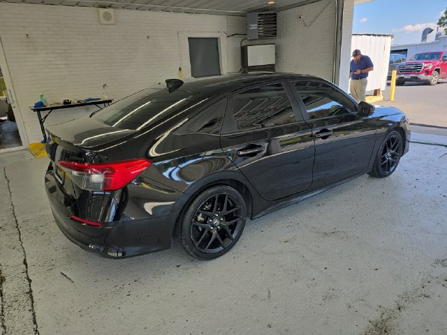 Used 2022 Honda Civic Touring image 6