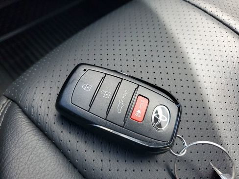 Certified 2025 Toyota Grand Highlander AWD Hybrid image 28