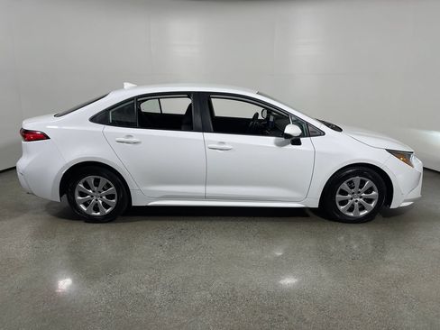 Certified 2023 Toyota Corolla LE FWD image 2