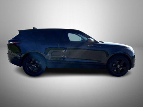 Used 2018 Land Rover Range Rover Velar S image 4