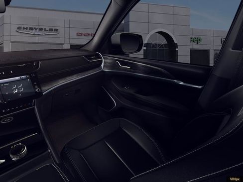 New 2026 Jeep Grand Cherokee Limited image 19